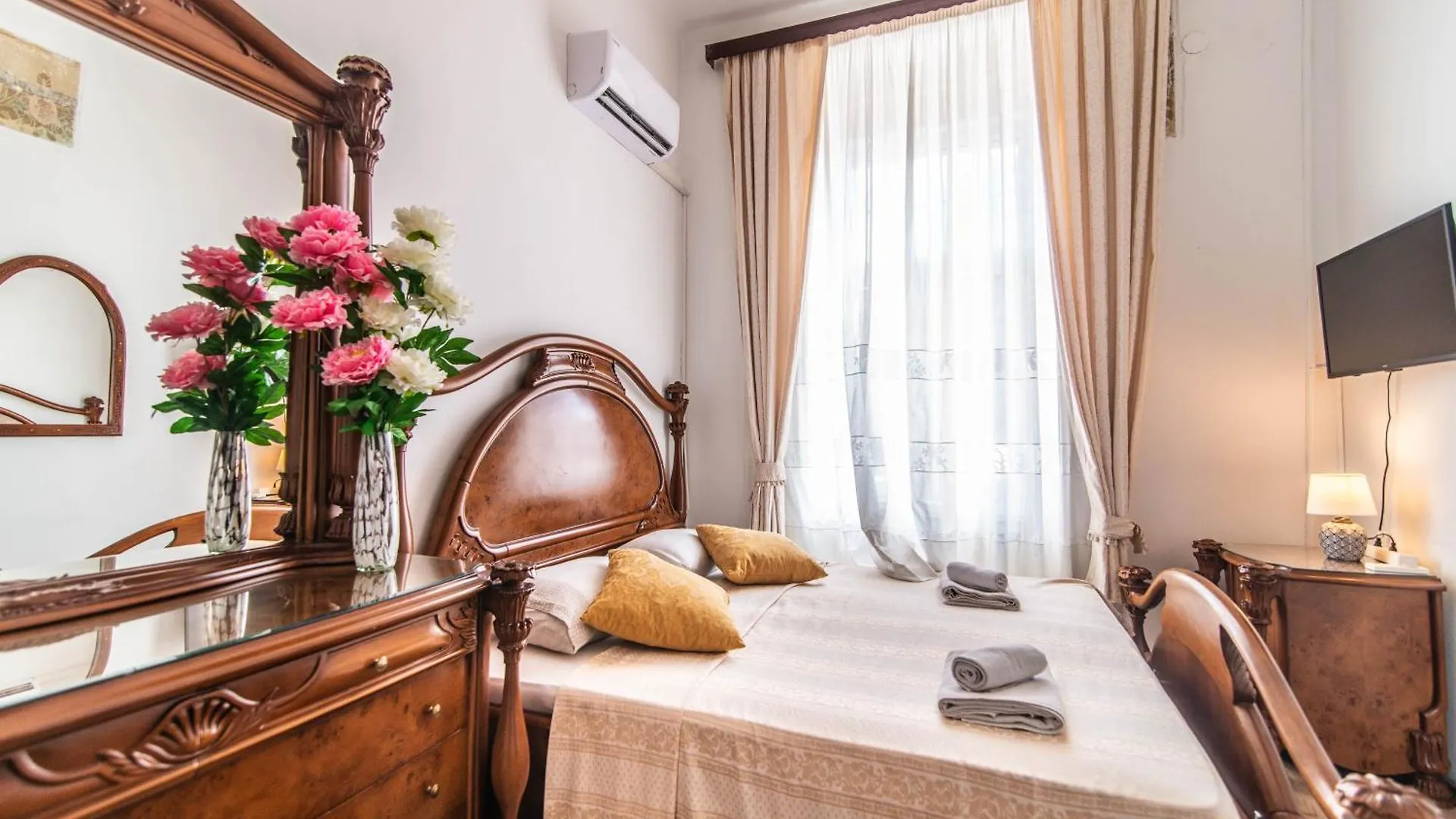 Giovanna Boutique Rooms & Pool Pola 0*,  Croazia