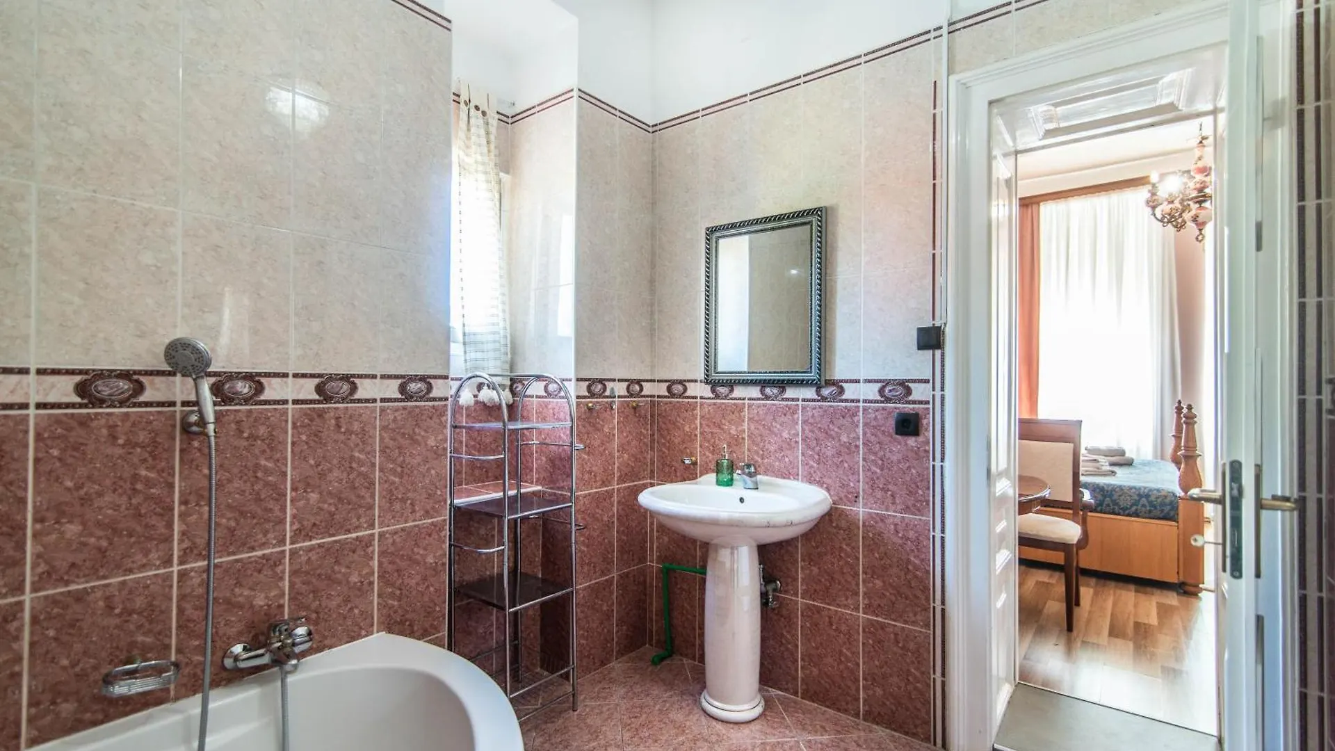 Giovanna Boutique Rooms & Pool Pola 0*,  Croazia