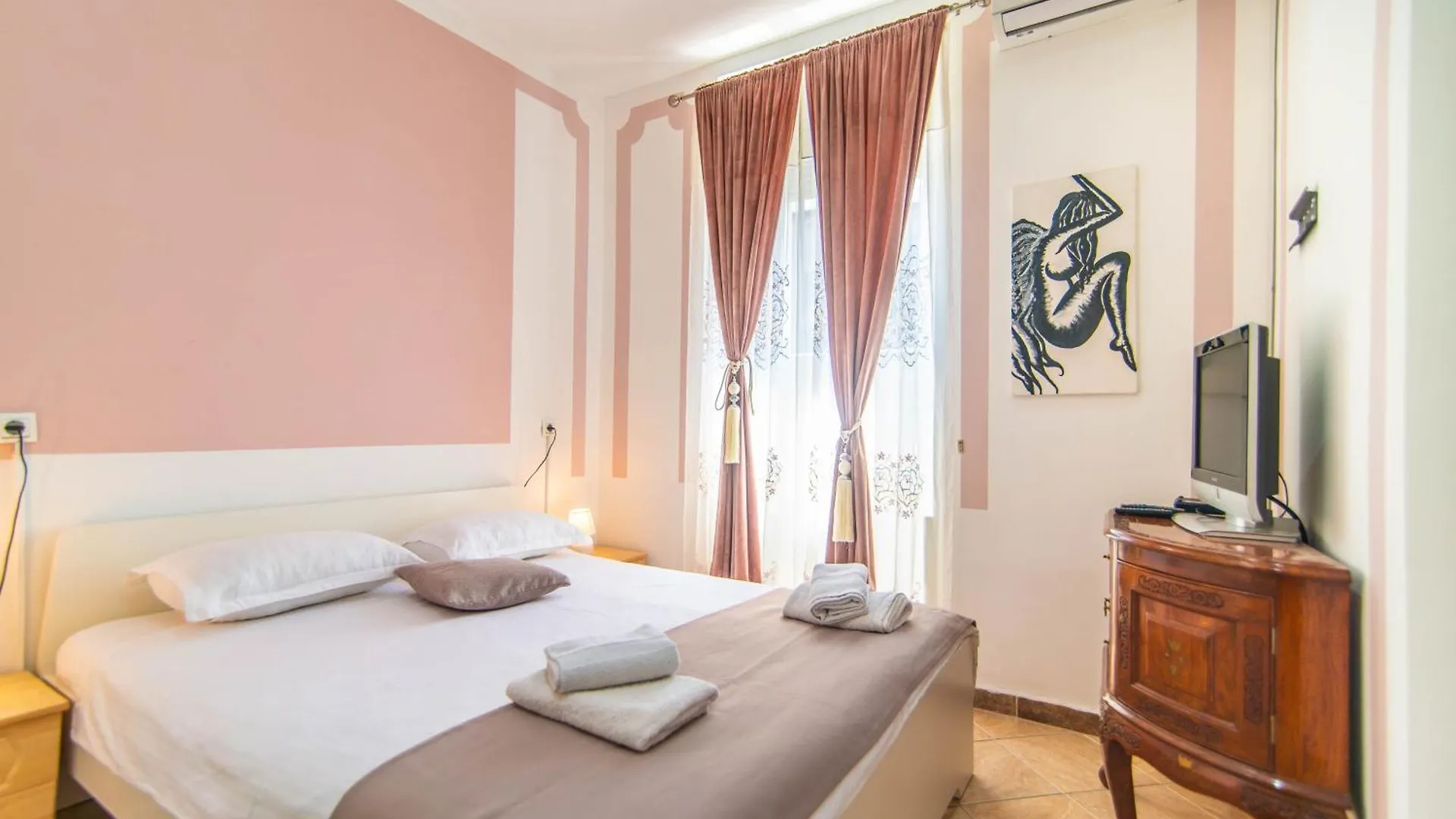 Giovanna Boutique Rooms & Pool Pola