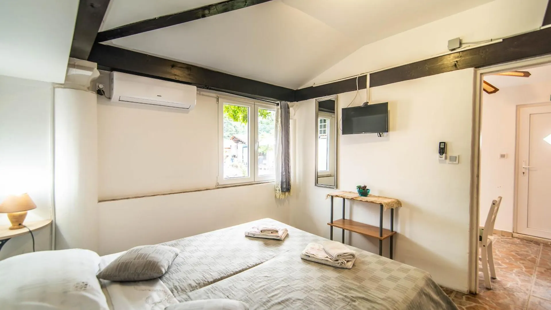 Giovanna Boutique Rooms&Pool Pula Croatie