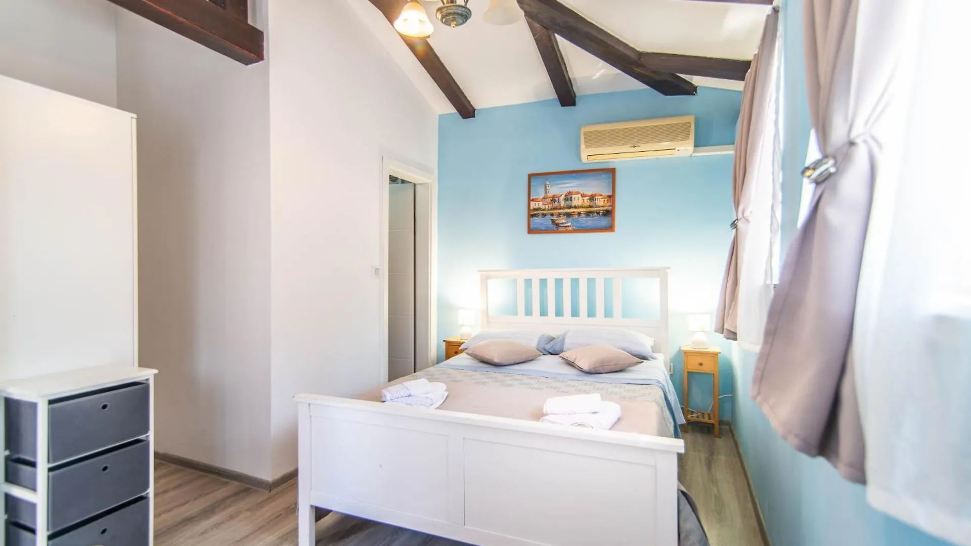 Giovanna Boutique Rooms&Pool Pula Maison d'hôtes